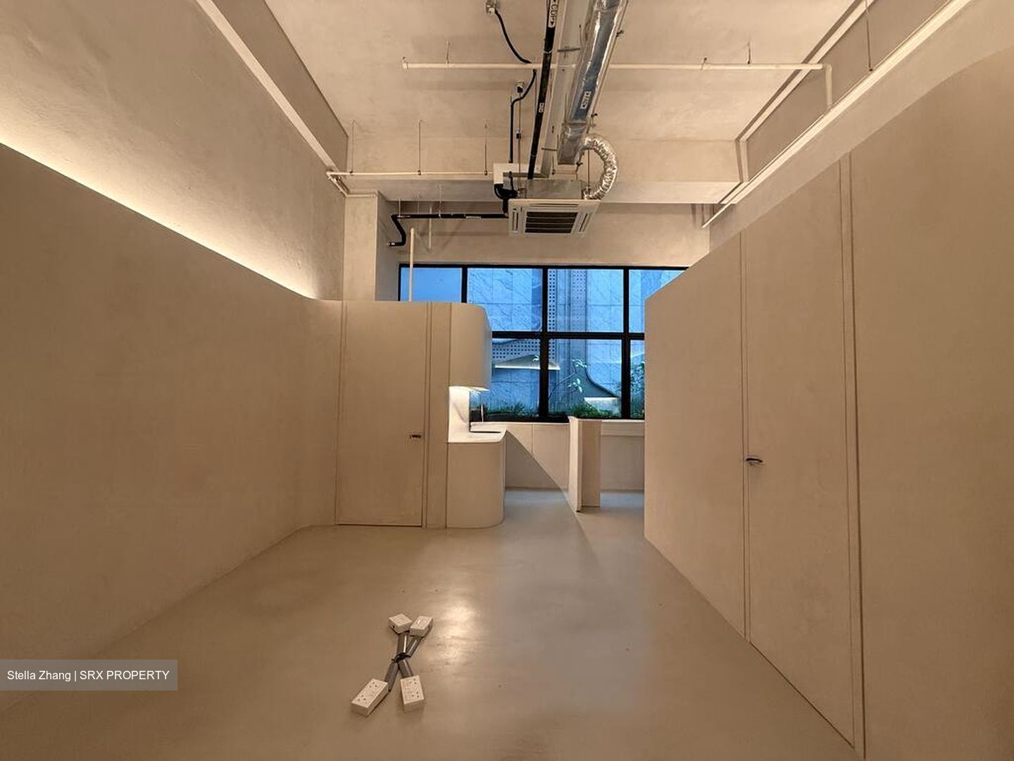 Hexacube (D14), Office #521035481